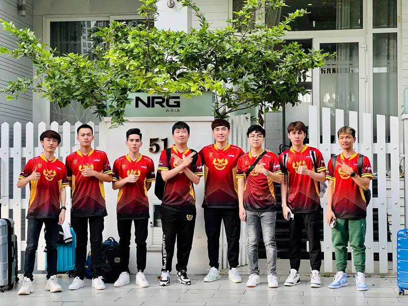 GAM in Vietnam jerseys before travelling to SEA Games 31 in 2022.