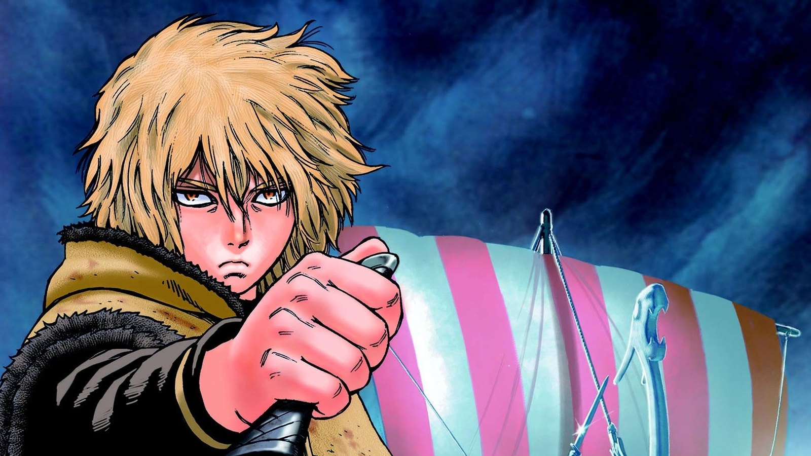 Thorfinn thời trẻ cầm dao găm trước cánh buồm Viking trong tranh màu manga Vinland Saga